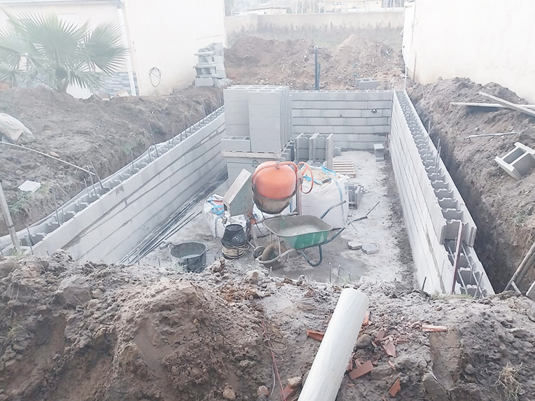 proceso de construcción de piscina